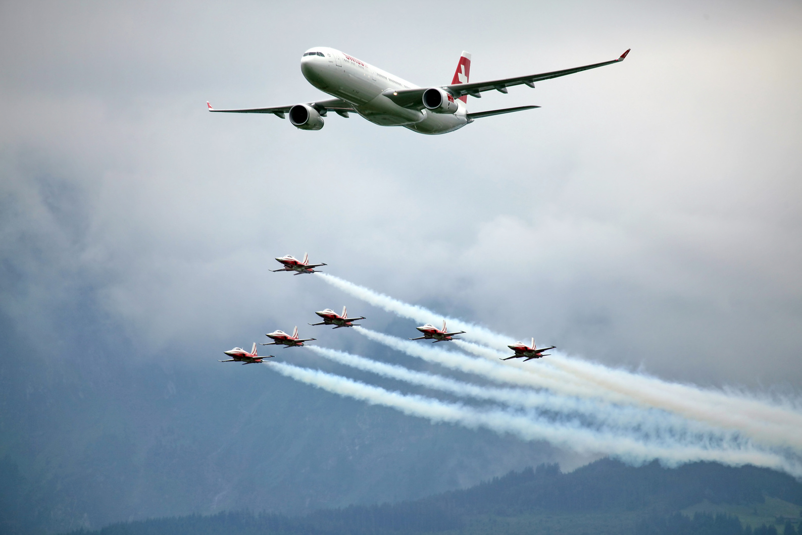 Airshow Emmen 01 Foto & Bild sport, flugsport, motorflug Bilder auf