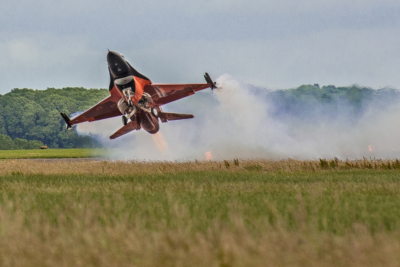 Airshow Florennes 2012 - RNLAF F-16 Solo Display Take Off