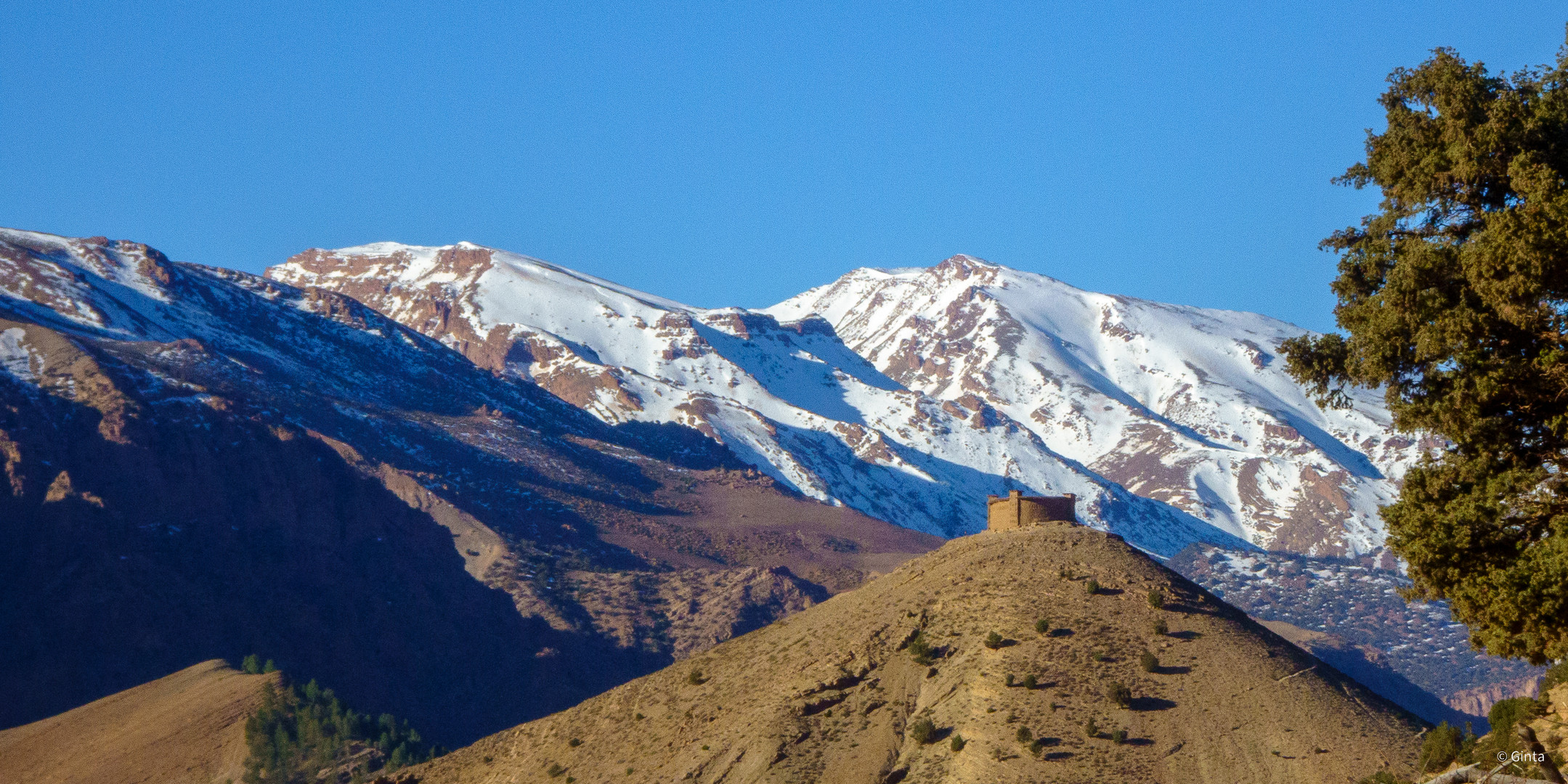 Ait Bougoumez mit Souk Traband  Hoher Atlas Marokko