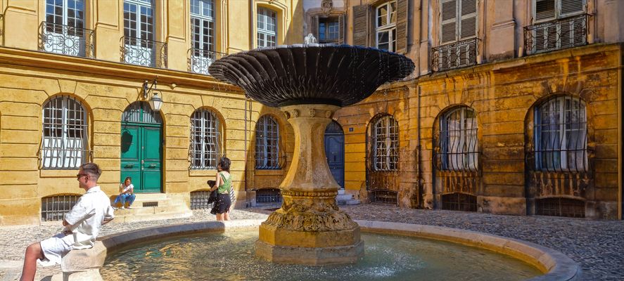 aix place d'albertas
