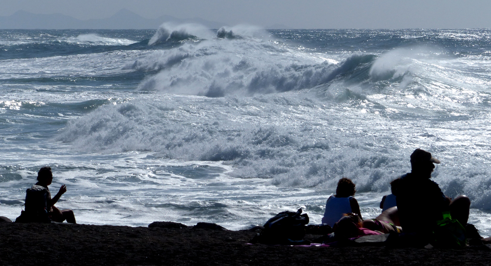 ...ajuy...06...und draussen tobt das meer...