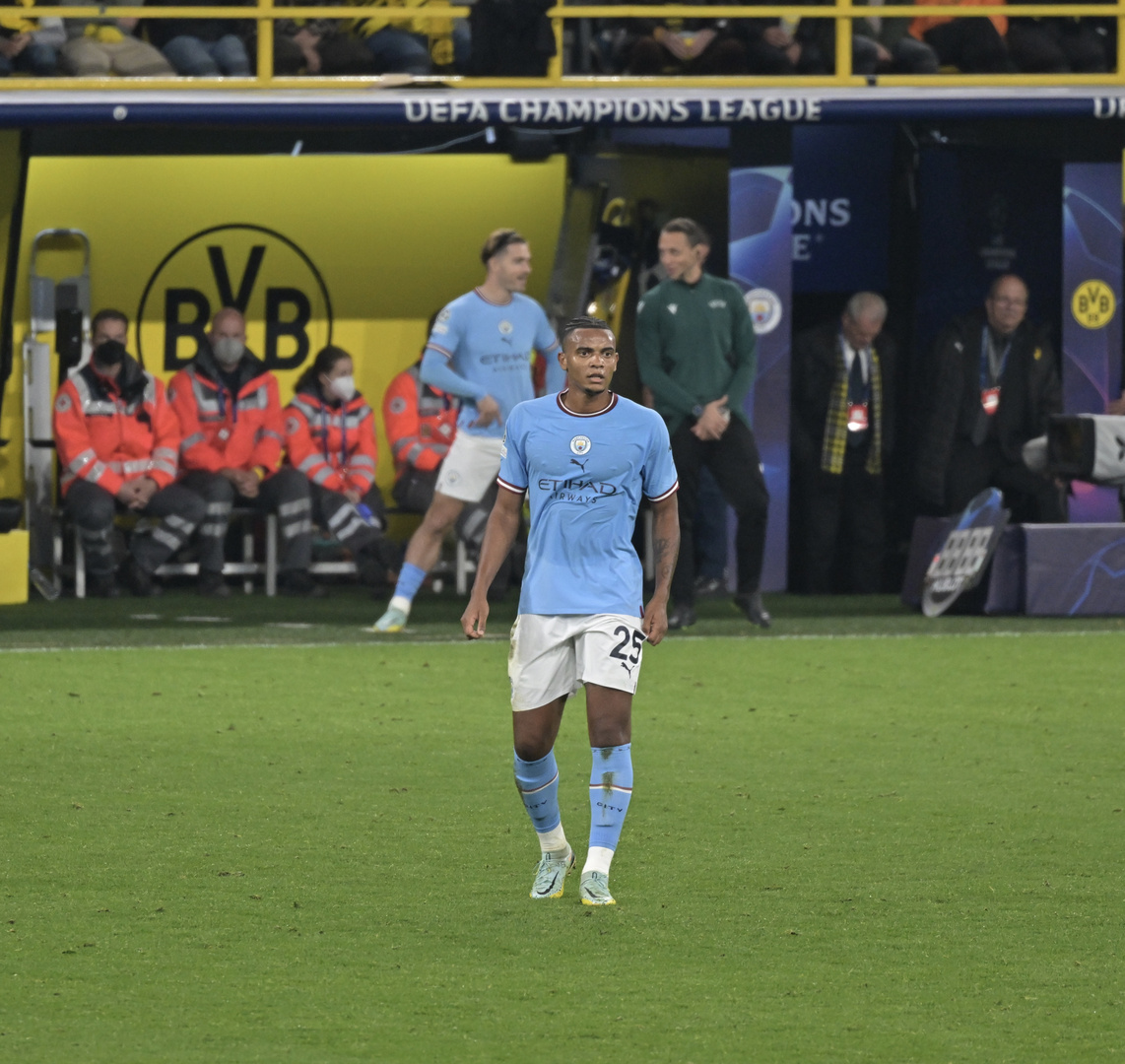 Akanji war auch mal beim BVB