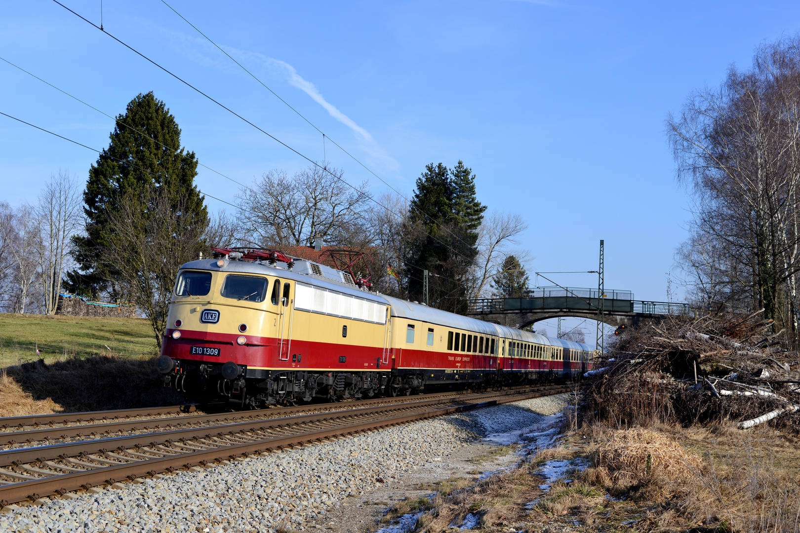 AKE E10 1309 Übersee