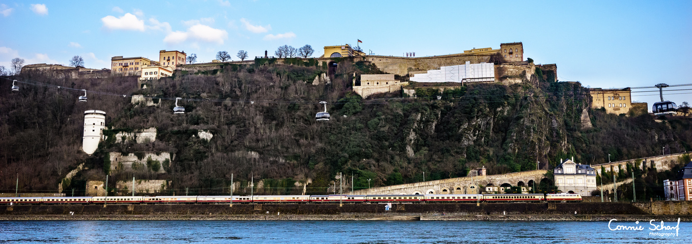 AKE Rheingold mit E10 1309 an der Festung Ehrenbreitstein in Koblenz