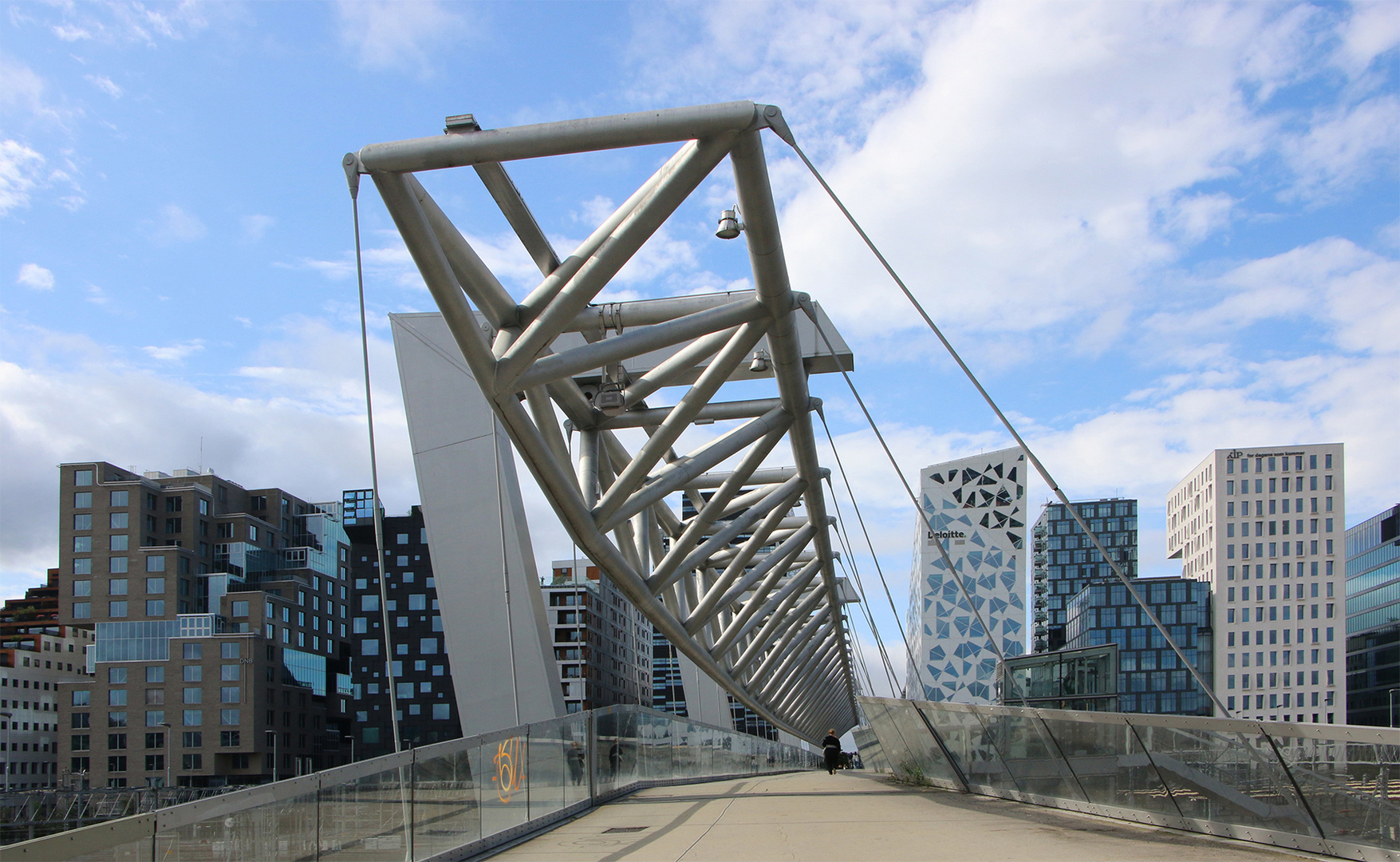 Akrobaten-Fußgängerbrücke in Oslo