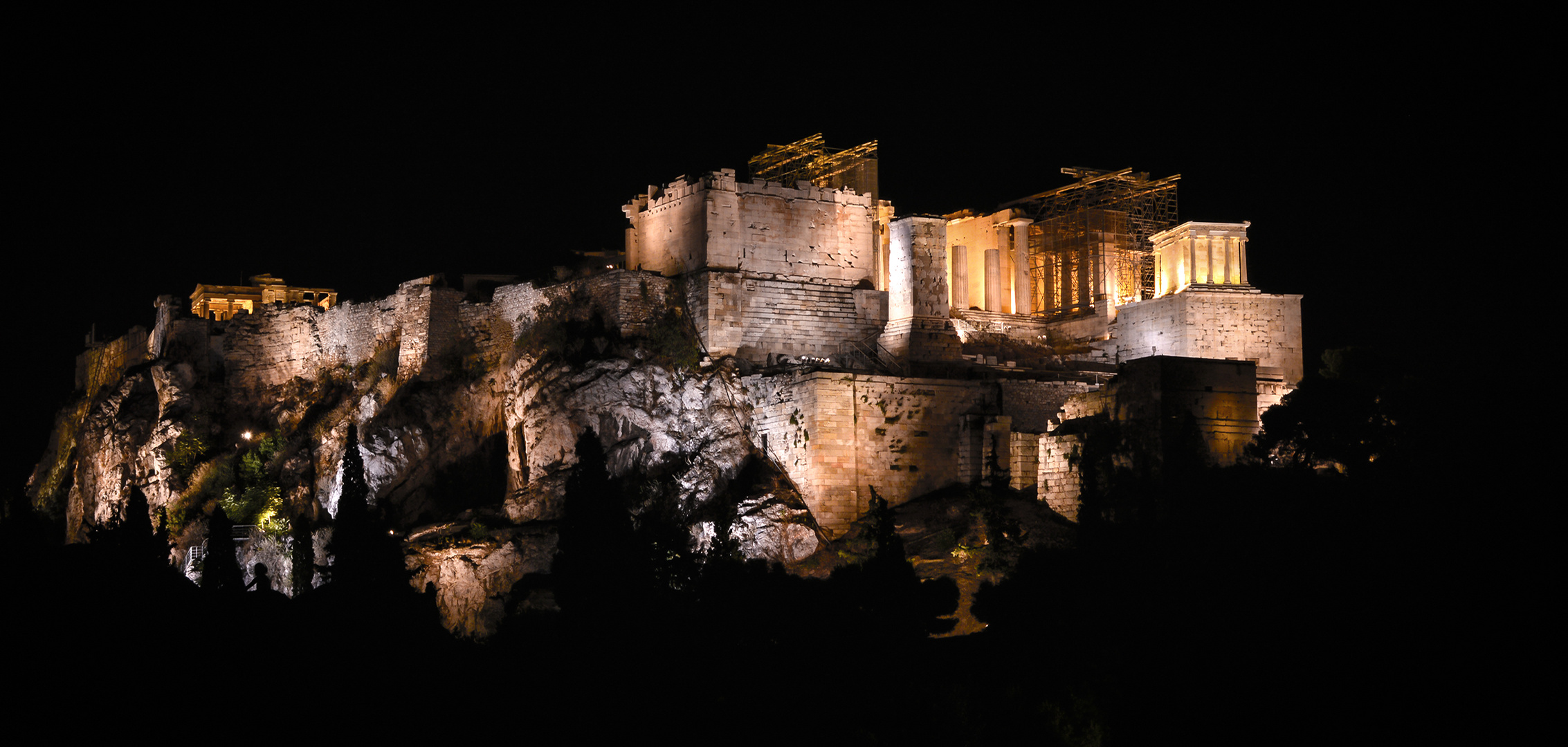 Akropolis bei Nacht