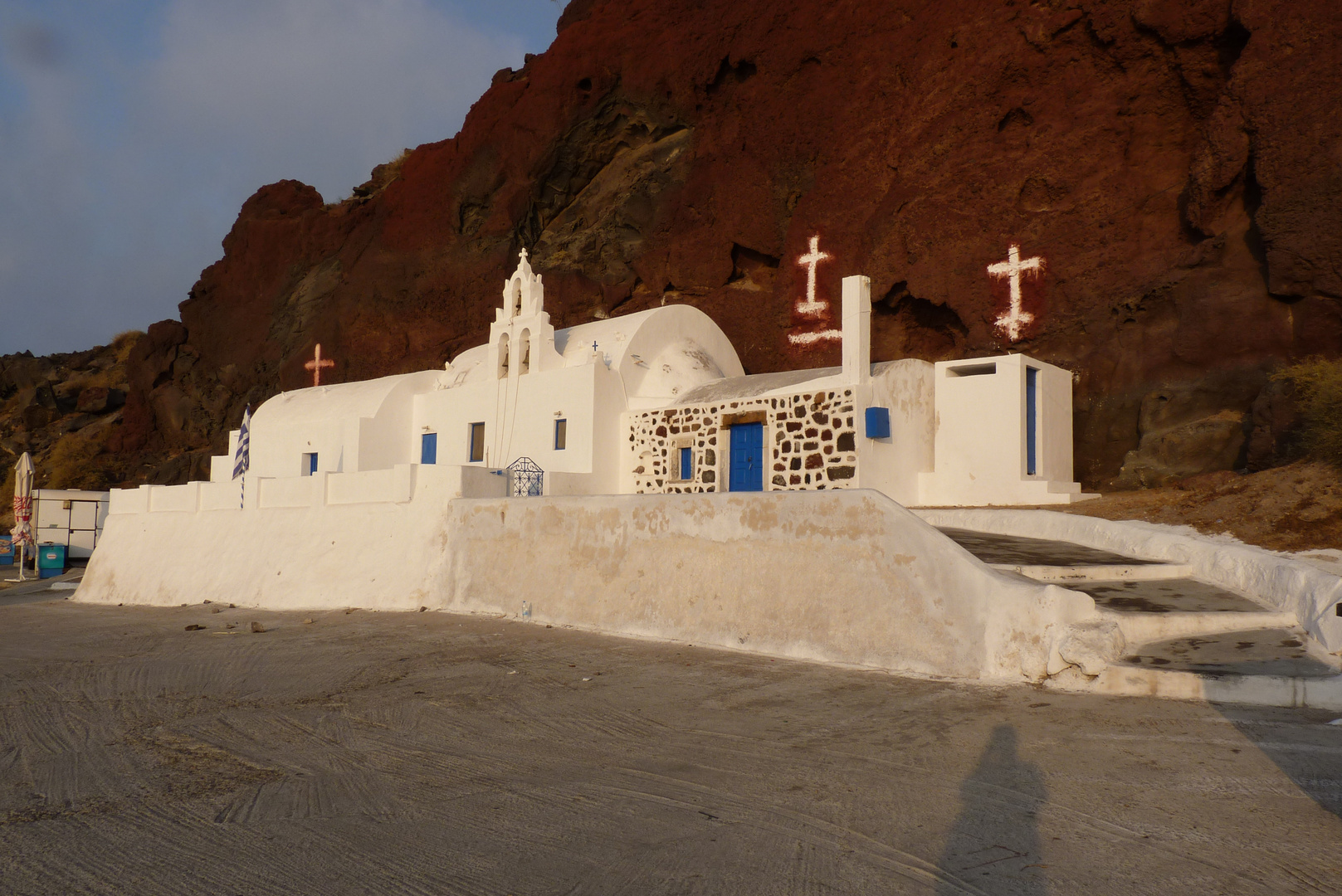 Akrotiri, Red Beach