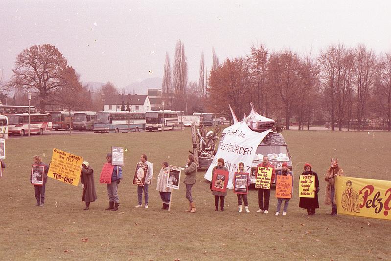 AKTION 1986 GEGEN TIERGRAUSAMKEITEN