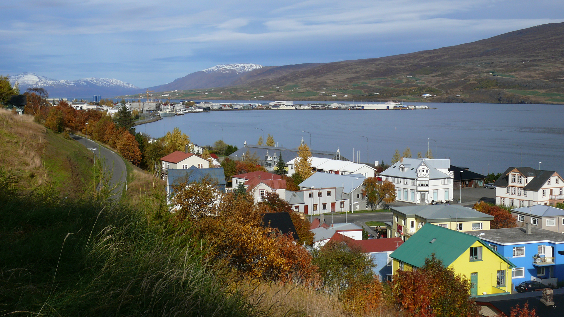 Akureyri im Herbst