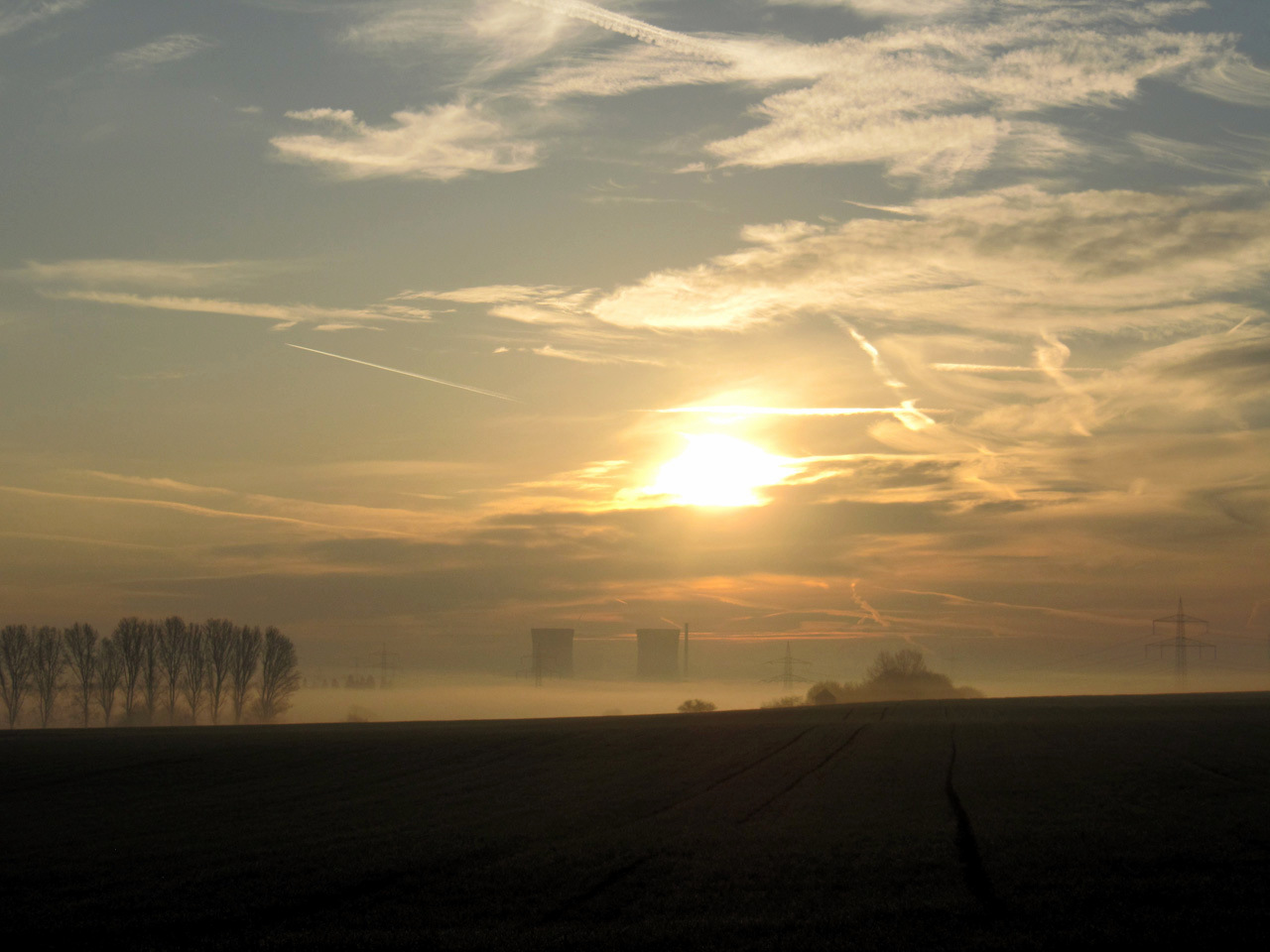 AKW im Nebel