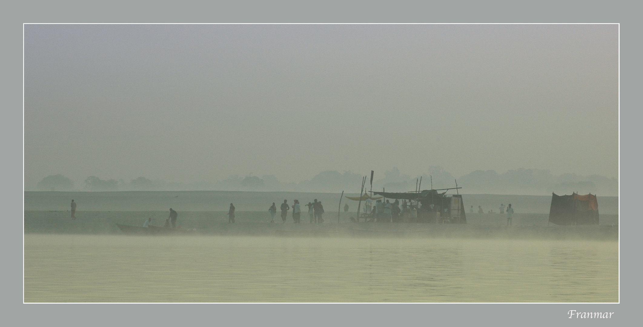 Al alba en el Ganges