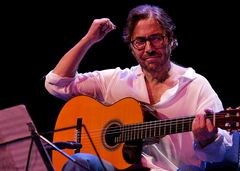 Al Di Meola..