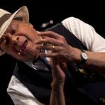 Al Jarreau ..