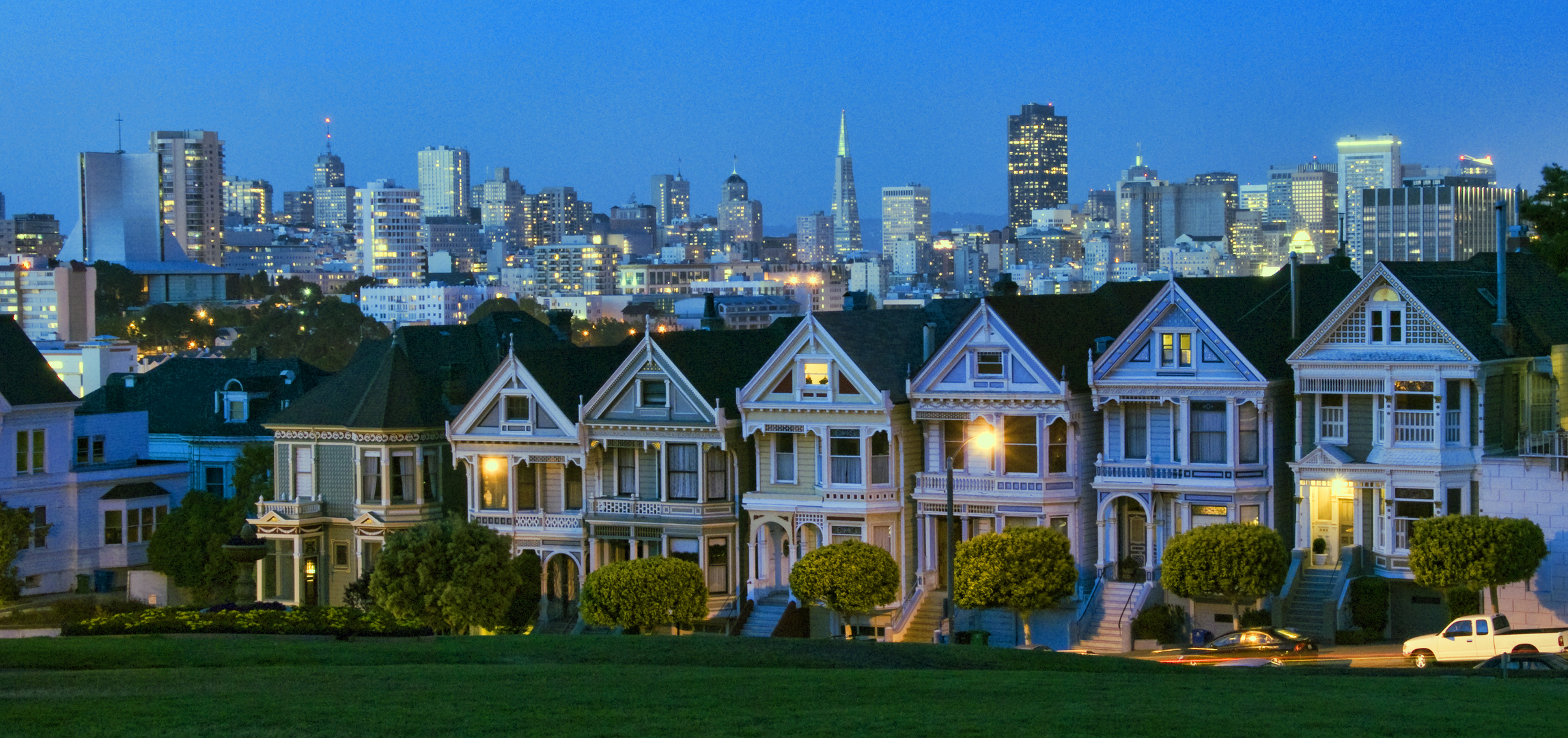 Alamo Square's "Painted Ladies"