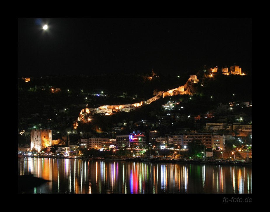 Alanya harbour @night 2007