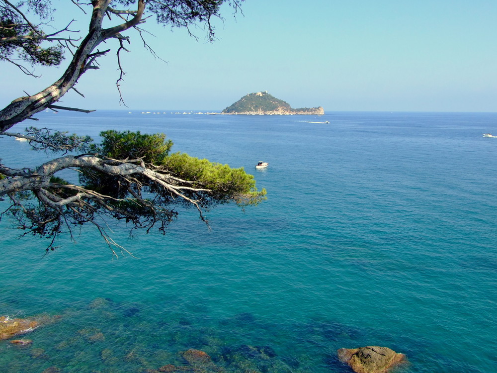 Alassio, Punta Murena, Isola Gallinara