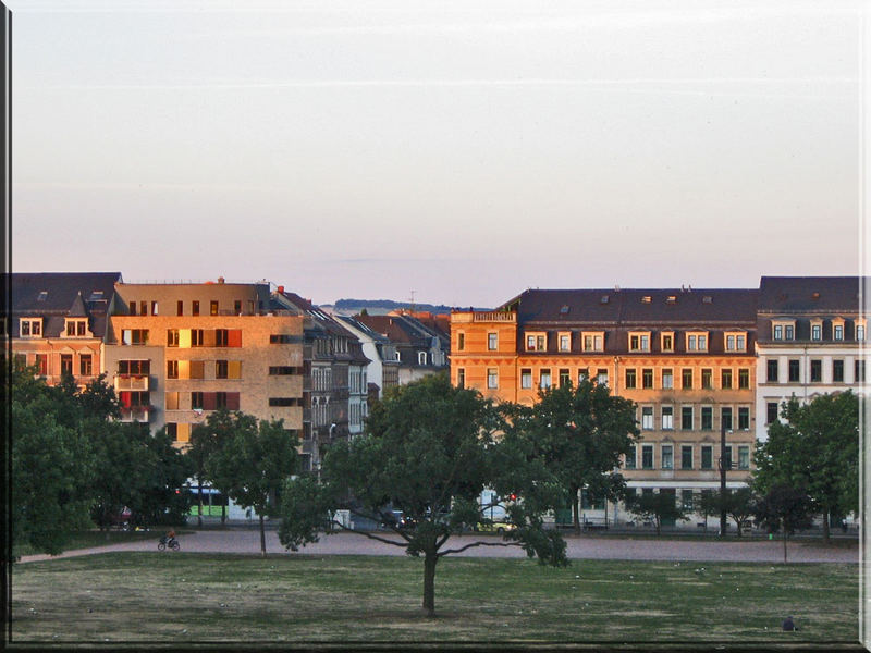 Alaunplatz ganz früh am Sonntagmorgen