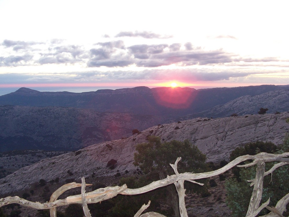 Alba da su cuile de sa vadde e sas mandras,Oliena (NU)