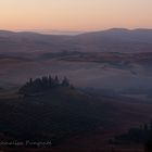 Alba in Val d'Orcia