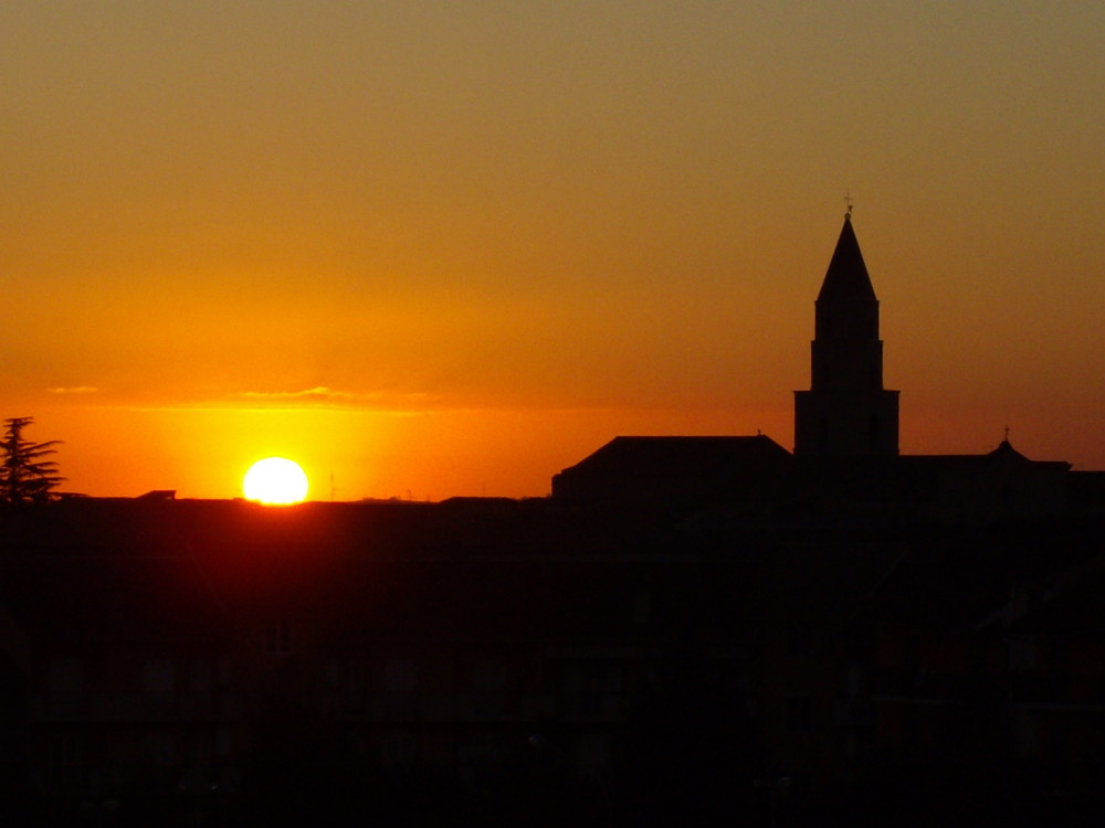 alba sul campanile