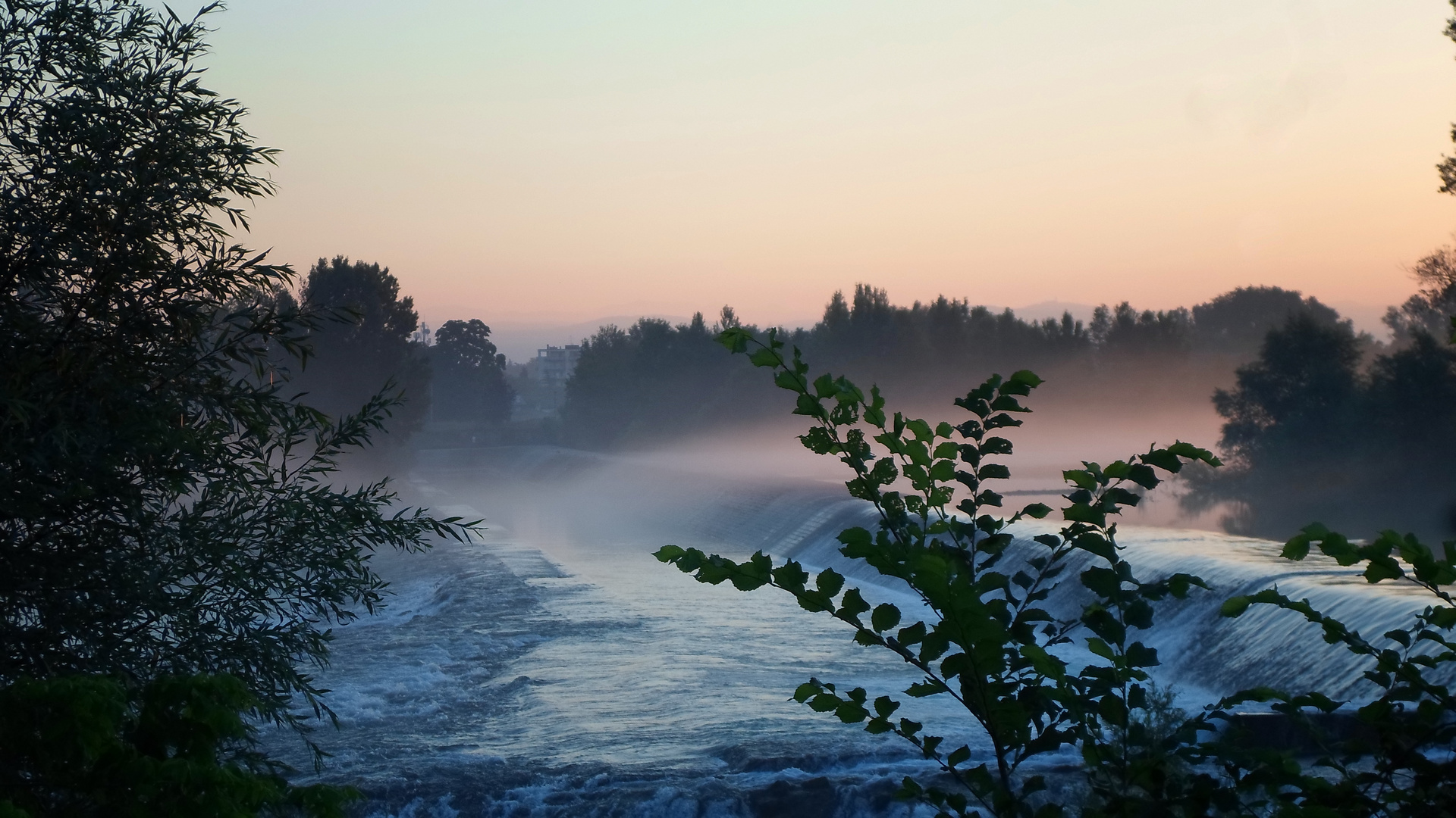 Alba sul fiume Isonzo