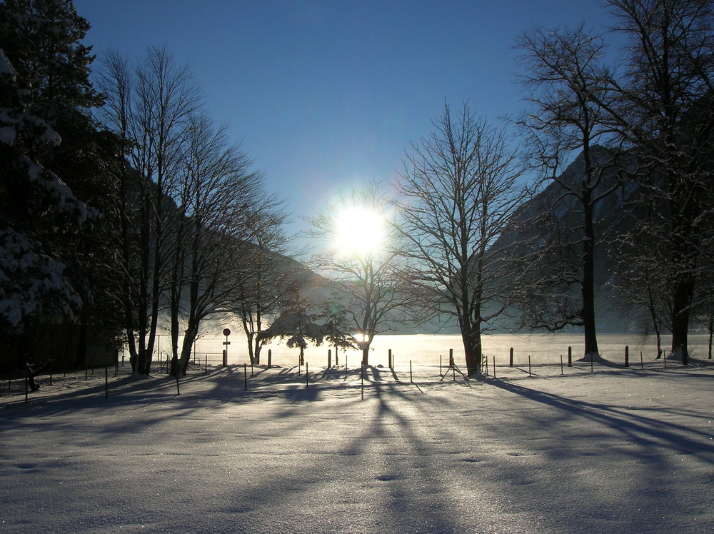 alba sul lago