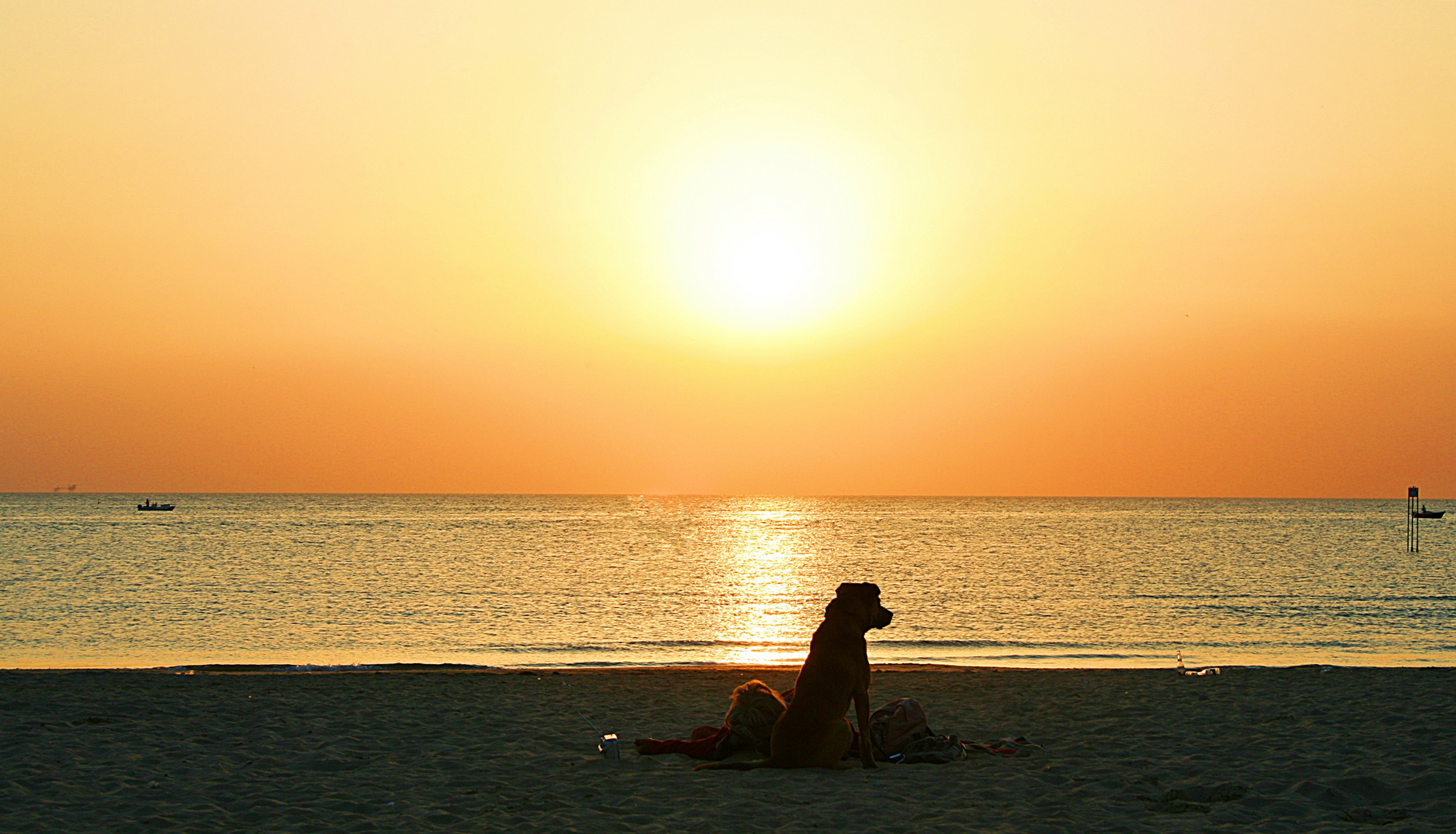 Alba sulla spiaggia di Rimini