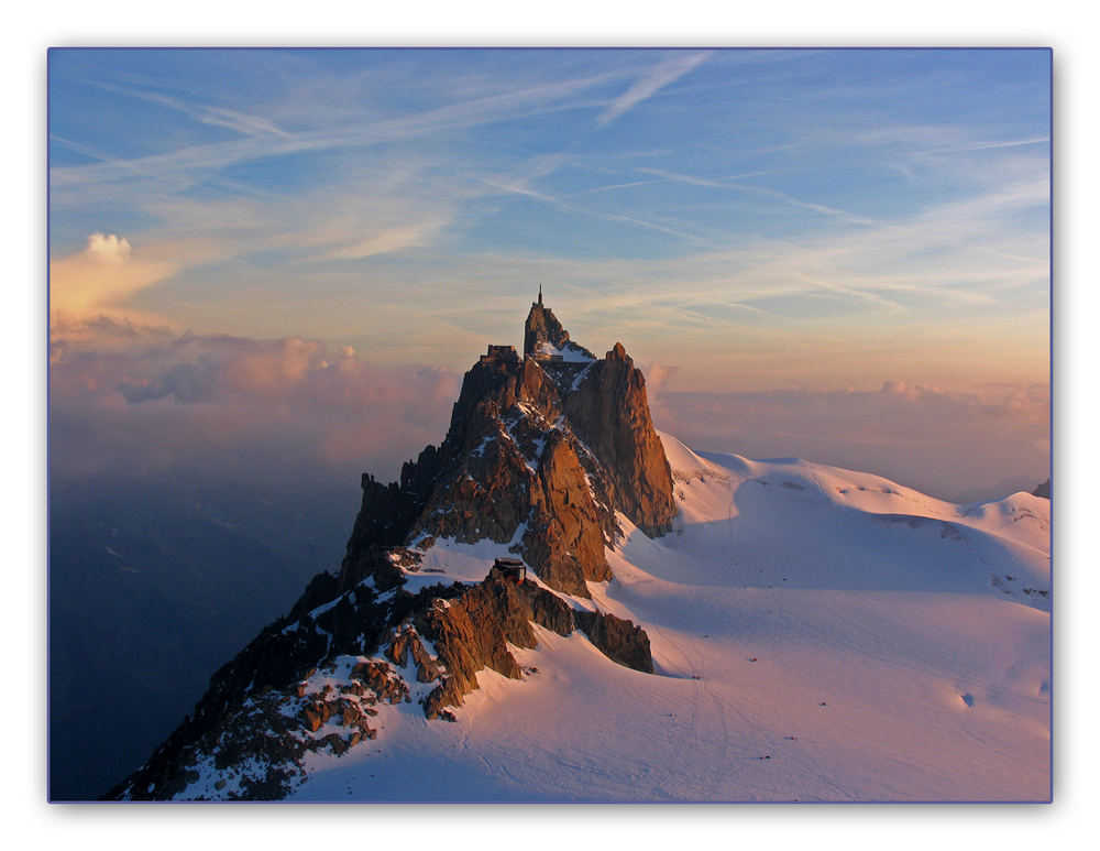 Alba sull'Aiguille du Midi