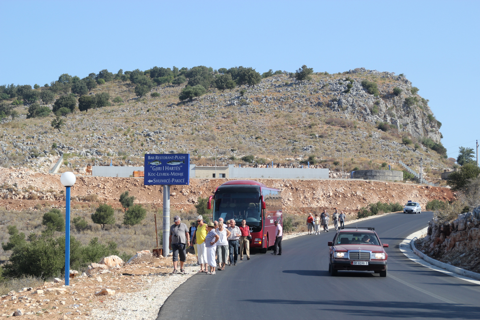 Albanien: Auf der Straße zur Ausgrabungsstätte Butrint