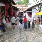 Albanien: Basarstraße in Kruja