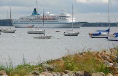 "ALBATROS" auf Reede vor Eckernförde