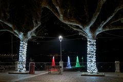 Alberi e luci di piazza imbarcadero