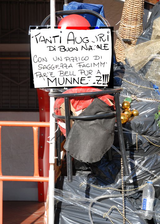 "Albero di Natale sacchetti di spazzatura"