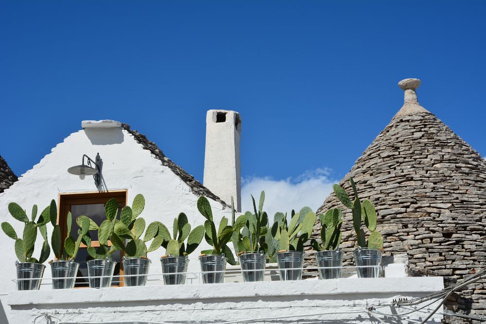 Alberobello balcony