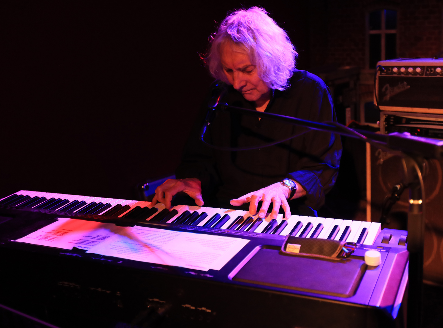 Albert Lee -  keyboard