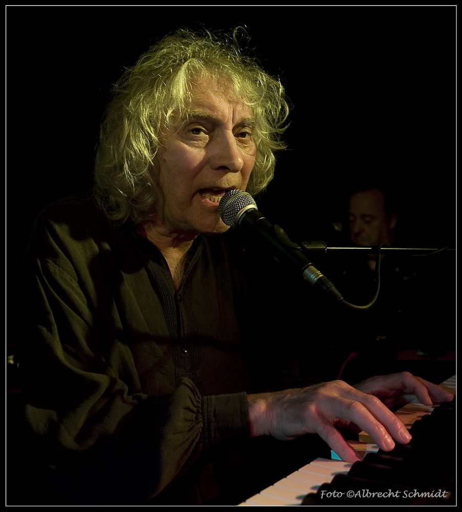 Albert Lee - Piano Man