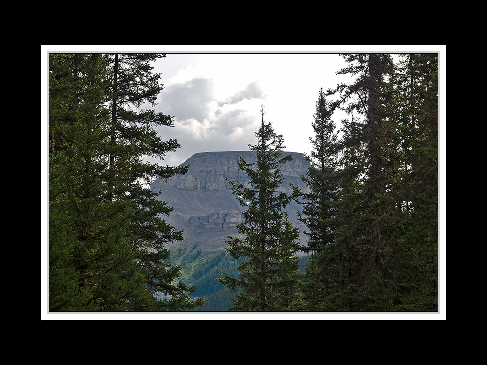 Alberta 291 Shadow Lake Lodge