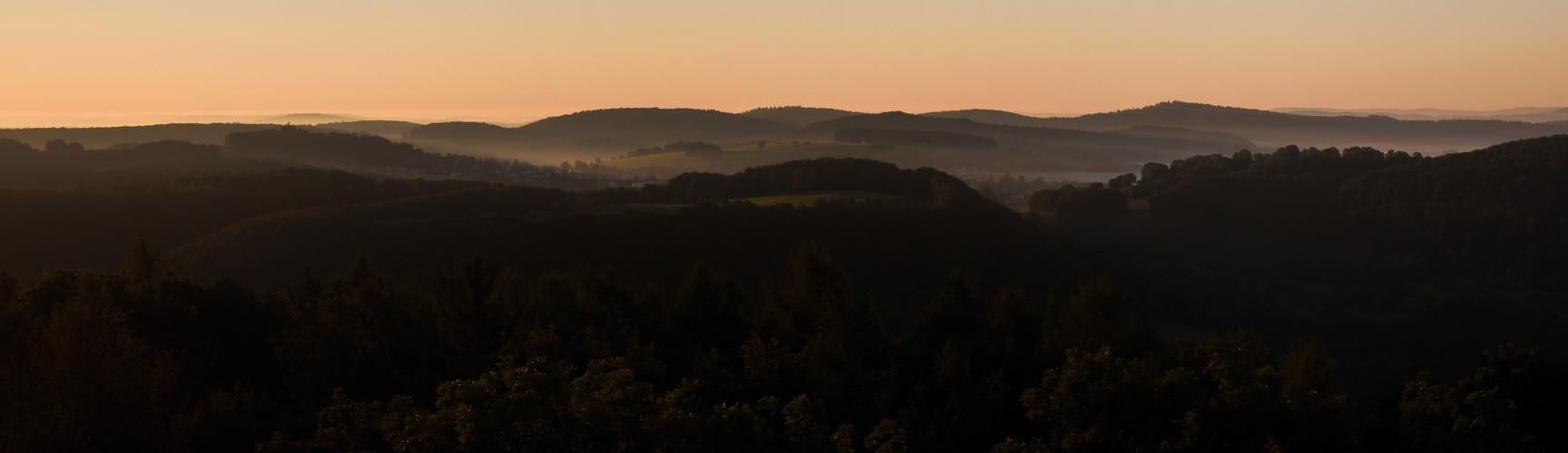 Albhochfläche im Morgenlicht