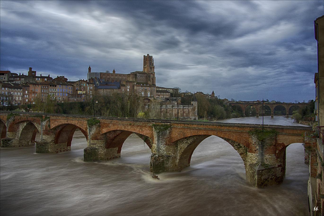 Albi lors de la montée des eaux du Tarn fin novembre !