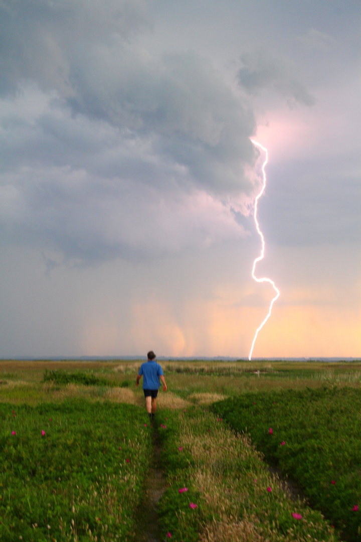  Albuen Thunderstorm