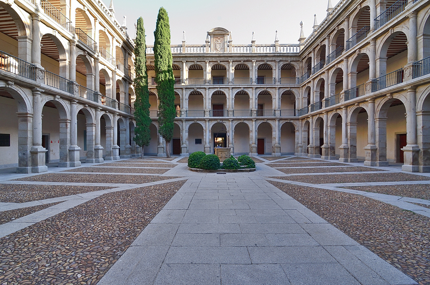 Alcala de Henares (E) Universität Complutense