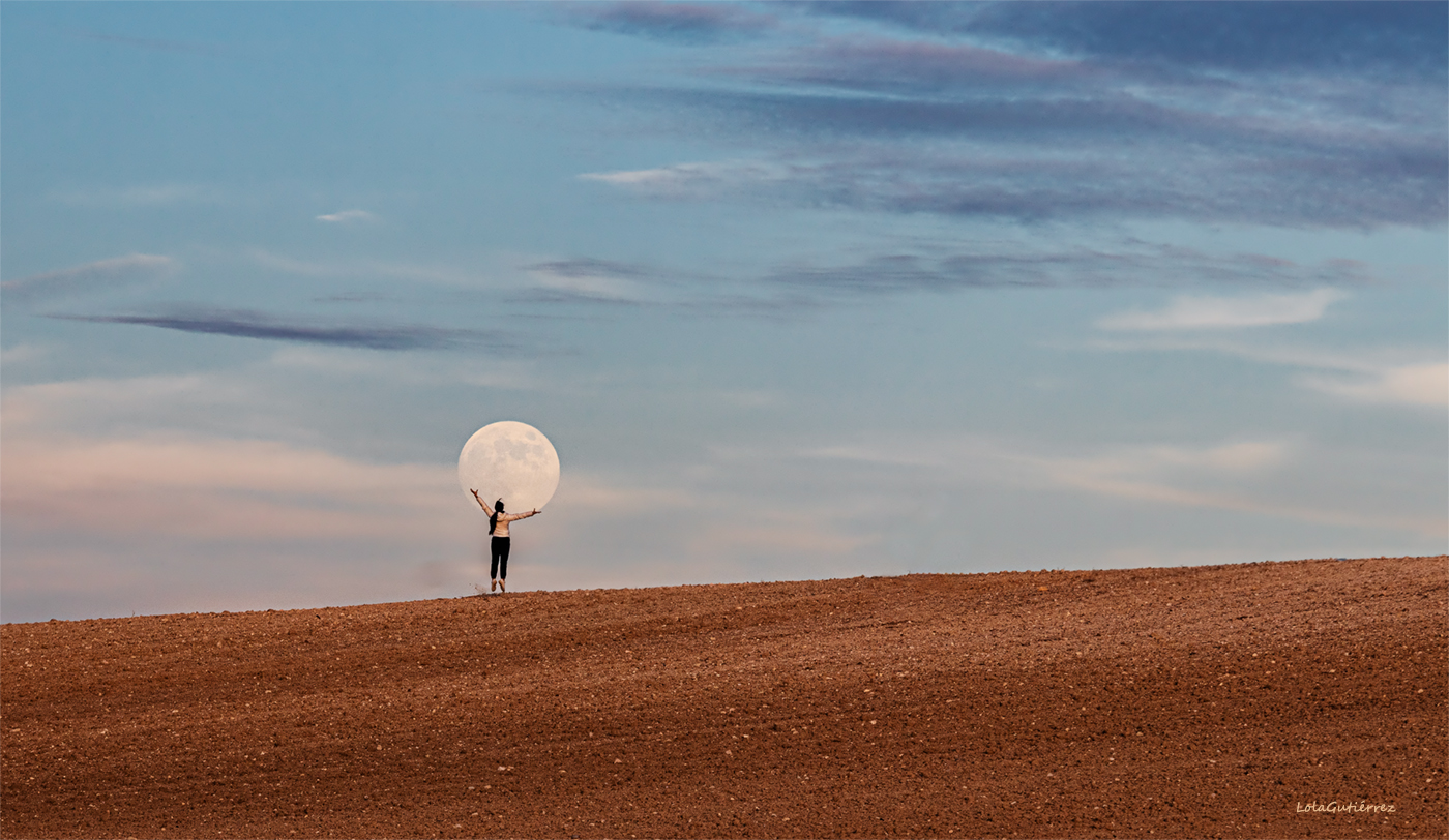 Alcanzando la luna 