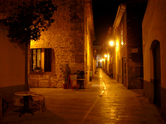 Alcudia bei Nacht