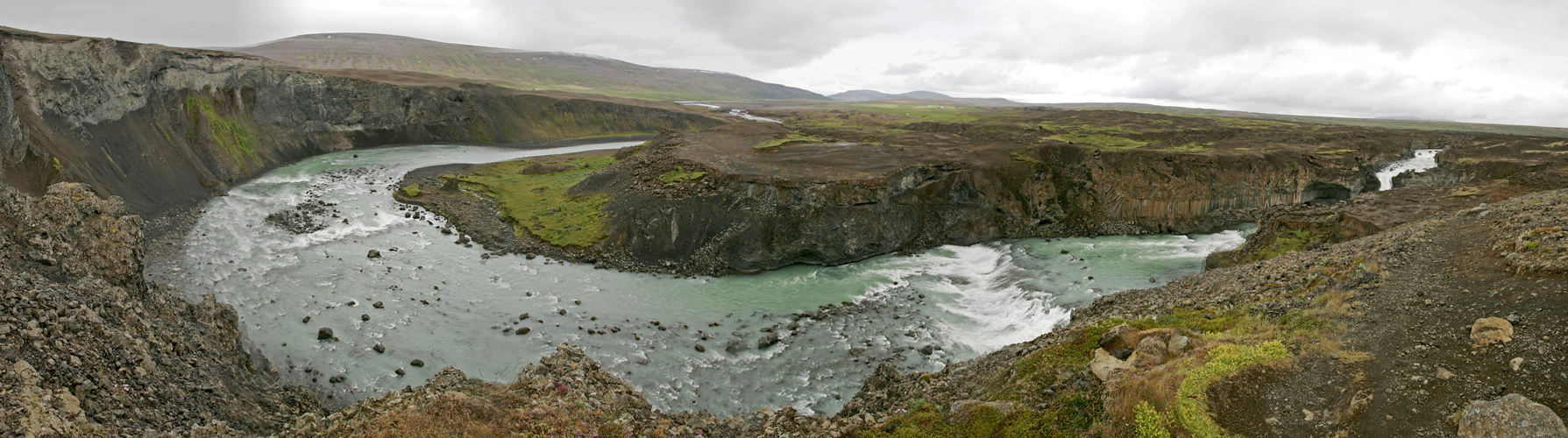 Aldeyarfoss . . pano