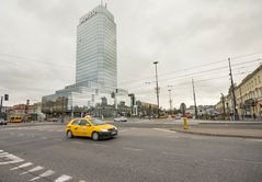 aleja Solidarnosci - MetLife Ubezpieczenia (former Peugeot Tower)