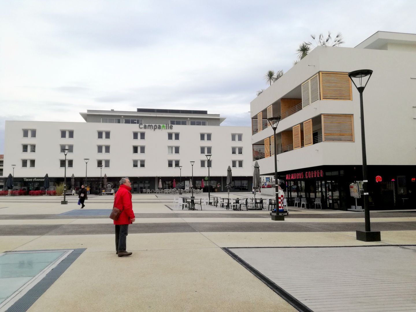 Alès - Place des Martyrs 