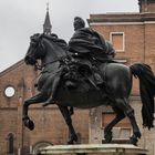 Alessandro Farnese, monumento