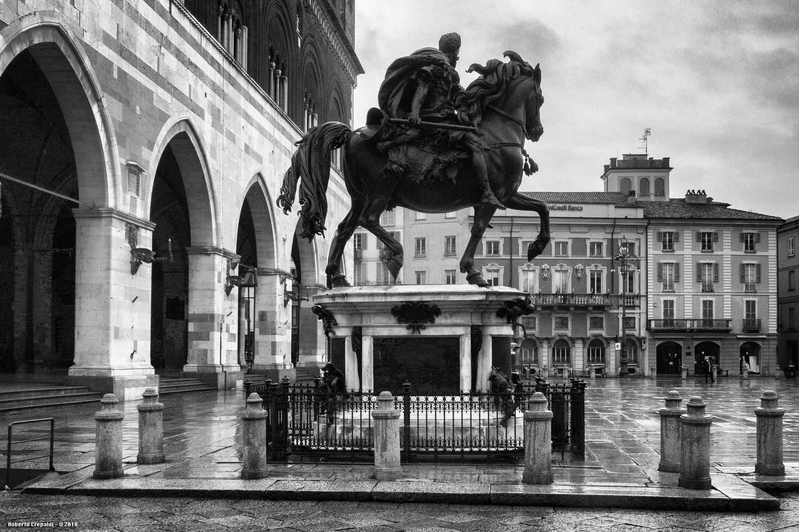 Alessandro Farnese, monumento