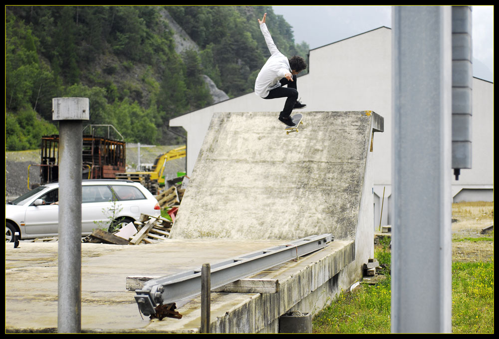 Alessandro Magnani - Kickflip