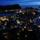 Alesund bei Nacht